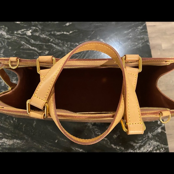 Louis Vuitton purse - Picture 4 of 6